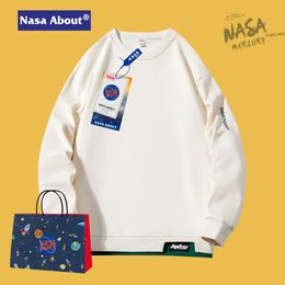 NASA Collaboration Spring and Automne Hoodies Mens Brand Trendy Plus Fat Plus Taille Lâche Lurée à manches longues Fashion Fashion Hoodies