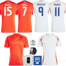 Nationaal Team Chile 20 Arangange Soccer Jerseys Man 24-25 Copa America 13 Pulgar 3 Maripan 13 Erick 15 Valdes 17 Medel Vidal Beusejour Vidal Medel voetbalshirt Kits