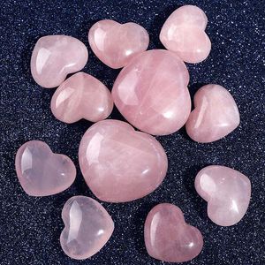 Perles naturelles en forme de coeur pierres de cristal 35x25x15mm Rose Rose Quartz sculpté paume guérison pierre précieuse amant cadeau Yoga énergie pierre