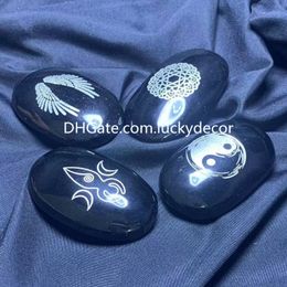 Natuurlijke zwarte obsidiaan palmstenen geschenken helene edelsteentherapie zorgen kristalstenen gegraveerd met tai chi godin en angel wings ster van David Collection, ovale vorm