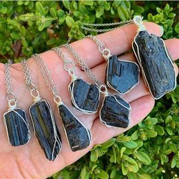 Colliers de Tourmaline noire naturelle fil enveloppé de pépites minérales de roche Reiki guérison Quartz noir pendentif colliers Femme Collier276h