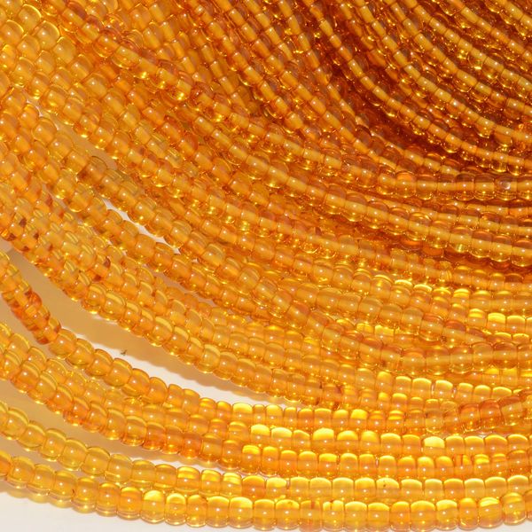 Honey Baltique Naturel Amber Amber Amber Ambour irrégulier Perles de roues et roues 5,2 mm-5,4 mm
