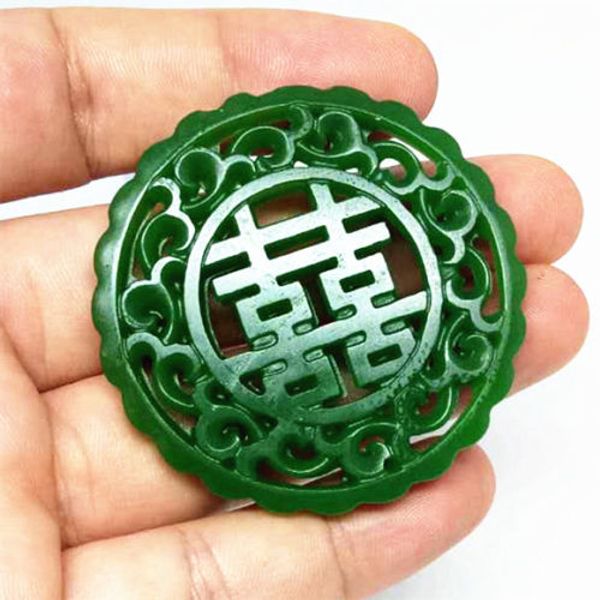 Accessoires de vêtements naturels Collier pendentif en jade vert Amulette Lucky Xi Zi Pendentif Collection Ornements d'été Gravure à la main en pierre naturelle
