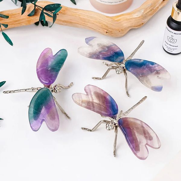 Cristal naturel coloré papillon accessoires de décoration intérieure violet fluorite de pierre crue crustal artisanat de bijoux de bijoux maison 240506