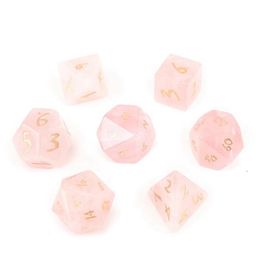 Natural Crystal Quartz losse edelstenen professionele handgemaakte aangepaste graverende kerkers en draken game nummer dobbelstenen rpg polyhedron stenen dobbelstenen 7pcs / set Home Decor