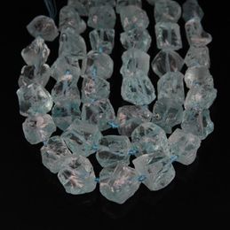 Perlas del collar de nugget de cuarzo de cristal natural, cristales claros crudos azules sueltas Piedra de gema colgantes Joyas