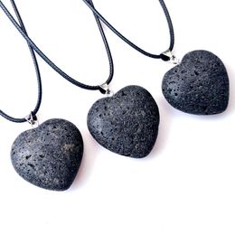 Natuurlijke energie lava steen handgemaakte hart vorm hanger kettingen met touw ketting voor vrouwen mannen decor sieraden