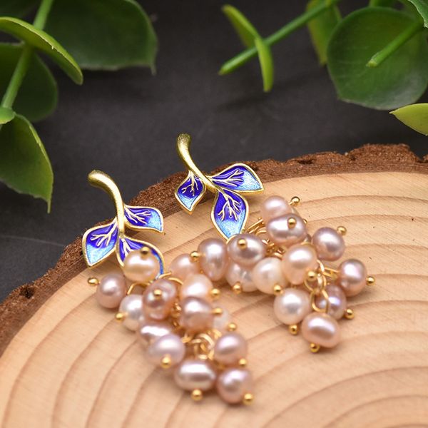 Pendientes colgantes de perlas de agua dulce naturales, pendientes colgantes en forma de hoja de cloisonné para mujeres y niñas, regalos de fiesta, joyería de moda Bohemia