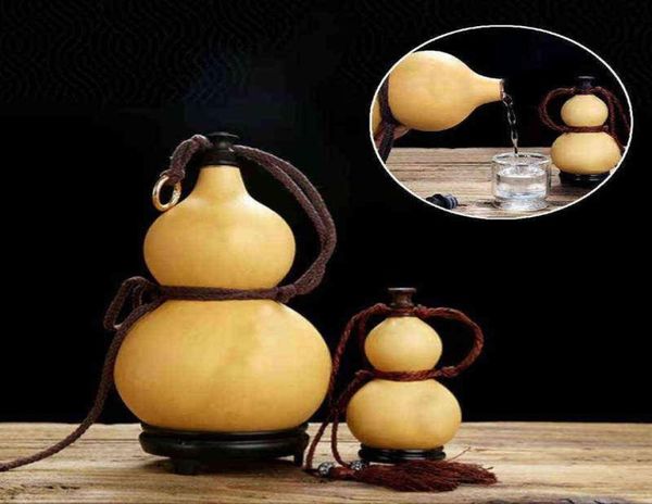 Calabaza natural Wu lou Decoración del hogar Adornos de pared Artesanías Botella de agua de calabaza seca con tapa Calabaza hueca Decoración de escritorio Soporte para bebidas H5773471