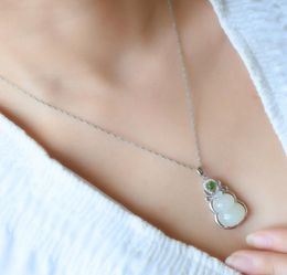 Natural Green Hetian Jade gourde pendentif Silver Collier chinois Bellerie sculptée bijoux de mode pour femmes Cadeaux chanceux3863662