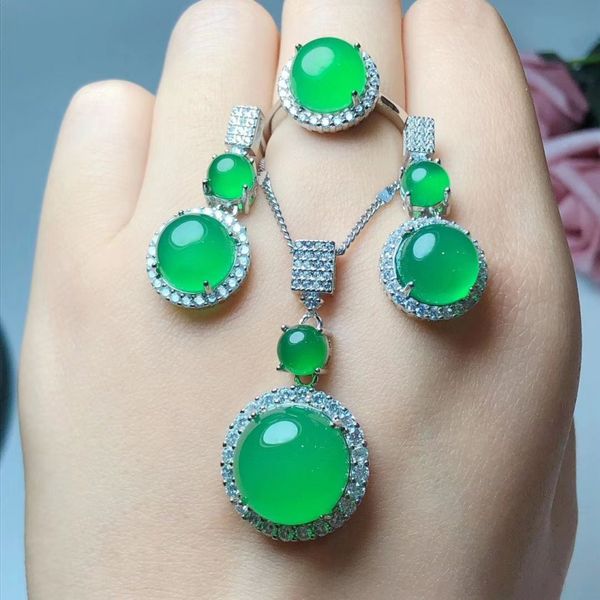 Jade vert naturel avec S925 Silver Jewelry Ensemble de boucles d'oreilles Boucles d'oreilles Pure Chrysoprase Fine Jewelry Collier Ensemble