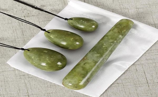 Natural verde jade yoni huevos de placer perforado