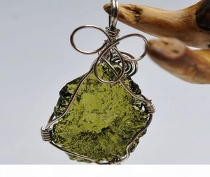 Pendentif en pierre d'énergie en cristal vert Moldavite naturel, pour hommes et femmes, collier de Couple, bijoux fins LJ2010168249200