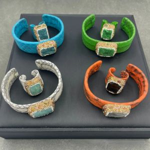 Bracelet en cuir et cristal de minerai naturel, ensemble de bagues, strass faits à la main, bijoux exquis, cadeau pour femmes