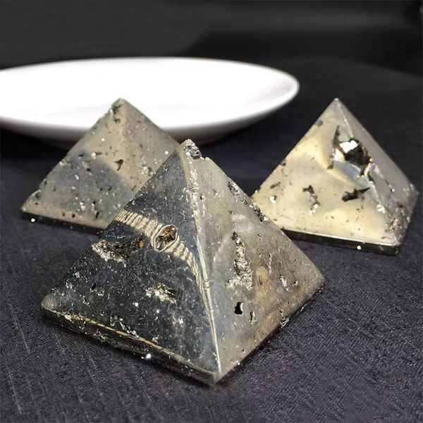 Pirita perú natural cristalizada Duzz Pyramid Pyramid Cool Fool's Gold Healing Crystal Gemstone Tower Potente protección de piedra Decoración mineral