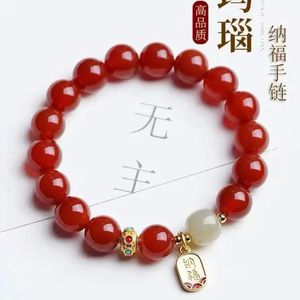 Natuurlijke rode agaat Bracelet Vrouw Hetian Jade Hand String vriend Nafu Ins Small Design 240522