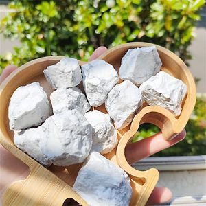 Natuurlijke ruwe ruwe witte howliet tuimelde steen natuurlijke kwartskristallen edelsteen specimen energiesteen voor genezing