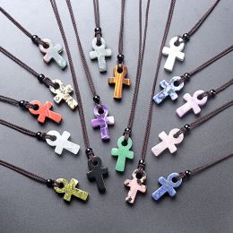 Collier de pendentif en croix en pierre naturelle pour les femmes 7 Chakra Quartz guérison Colliers en cristal pour femmes hommes