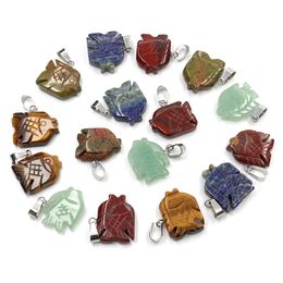 Pingente de peixe de pedra natural esculpido cura Reiki decoração artesanato mini encantos de pedras preciosas para fazer joias por atacado 20x16mm