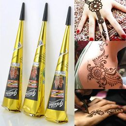 Natuurlijke tijdelijke Flash Tattoo Plakken Zwarte Henna Body Paint Arts Wegwerp Kegels Sexy Crème lnks Indiase Bruiloft Mode 231220