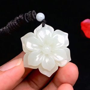 Natuurlijke witte jade bloem hanger jadeïet ketting charme sieraden mode-accessoires handgesneden geluksamulet