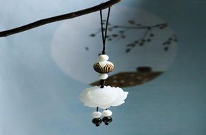Sac de lotus blanc naturel, téléphone portable, plat en U, lanière suspendue, petits bijoux en jade frais, sac de lotus Bodhi original Pendant1836783