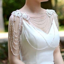 Nombril Bell Button Rings Robe de mariée élégante perle cristal chaîne d'épaule bijoux fleur dentelle perlée chaîne de poitrine conception femme gland collier accessoire 230823