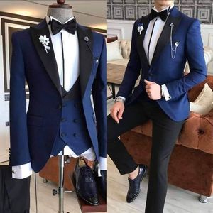 Navy Blue Fit Wedding Tuxedos 2022 Black Shawl Rapel Waistcoat Satin Slim Men Formele feestpakken Handige elegante bruidegompakken Coat Pant Vest 3 stuks