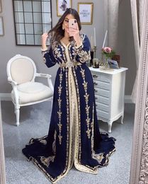 Navy Blue Marokkaanse Caftan Avondjurken 2021 Embroidery Applicaties Lange mouwen Moslim Prom Jurken Cusotm Made Kafutan Arabische feestjurk