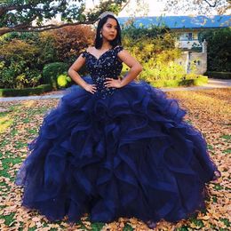 Marineblauwe Ruches Tier Quinceanera-jurken Off-the-shoulder Crystal Tulle Corset Back Sweet 16 Dress Puffy Prom Gowns251J