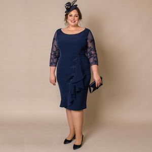 Navy Lace Appliqued Moeder van de bruid jurken Bateau nek avondjurken met lange mouwen thee lengte schede bruiloft gastjurk