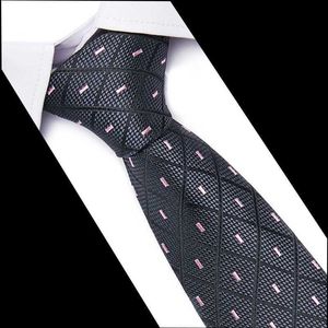 Coup nou Ensemble de grande qualité de nombreuses couleurs de soie 7,5 cm à cravate hommes gravatas cravate formelle vêtements géométrique hombre khaki cadeau pour le mariage de petit ami