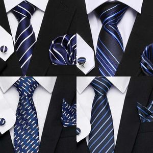 Cravate de cou Ensemble High Grade Nice à main 100% à cravate de soie