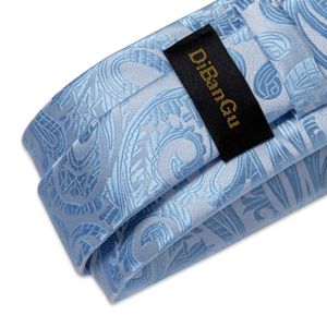Corbata de corbata azul claro Paisley Solid Silk Silk Ties para hombres Accesorios de boda de lujo Hebilla de plástico con regalo de imitación para hombres