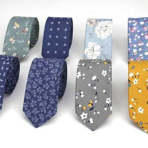 Corbatas de cuello Nuevos hombres florales para hombre Casual Algodón Slim Tie Gravata Flaco Boda Negocios Corbatas Diseño Hombres T200805