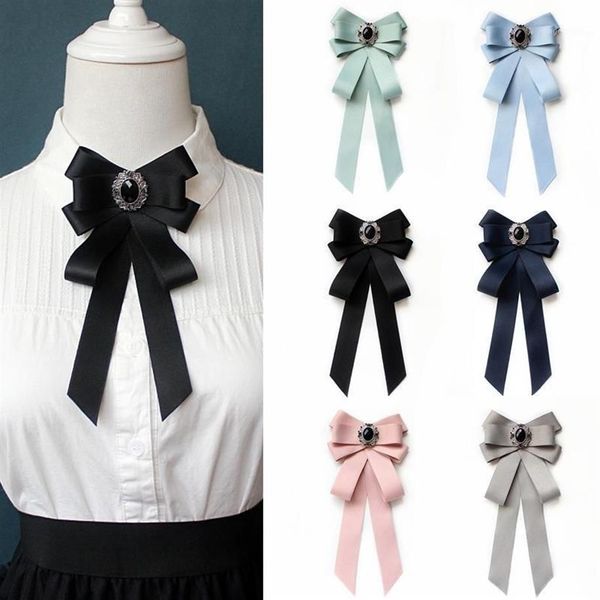 Cravates Cravate Femme Chemise Blanche Pin Broche Robe Noeud Papillon Vêtements Professionnels Épingles Cravate Uniforme Scolaire Ruban Bowtie Accessori3255