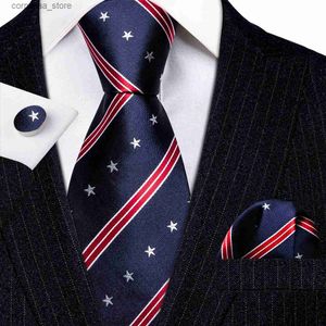 Cravates de créateurs pour hommes Les étoiles et les rayures Bleu Rouge Blanc Rayé Drapeau américain Cravate Poche Carrée Boutons de Manchette BarryWang 5213 Y240325