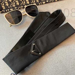 Corbatas de cuello Diseñador Triángulo Moda Negro Hombres y amantes de las mujeres Traje Bufanda Doble Cinturón Delicado Pequeño Q0VQ