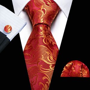 Cravates de cou Desinger Cravate en soie pour hommes Rouge Gold Floral Cravate Pocket Square Boutons de manchette Set Cadeau de mariage Busienss Barry Wang Dropship A 5988 230807