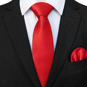 Coules de cou EastEpic pour hommes ensembles de cravates, y compris clip et manche pour hommes célébration de mariage régulier accessoires brillantsc240407