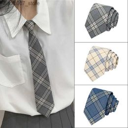 Corbata de cuello JK Pequeña corbata femenina de estilo universitario Camisa de uniforme Boind Student Student Dk Tie Male No ShortQ