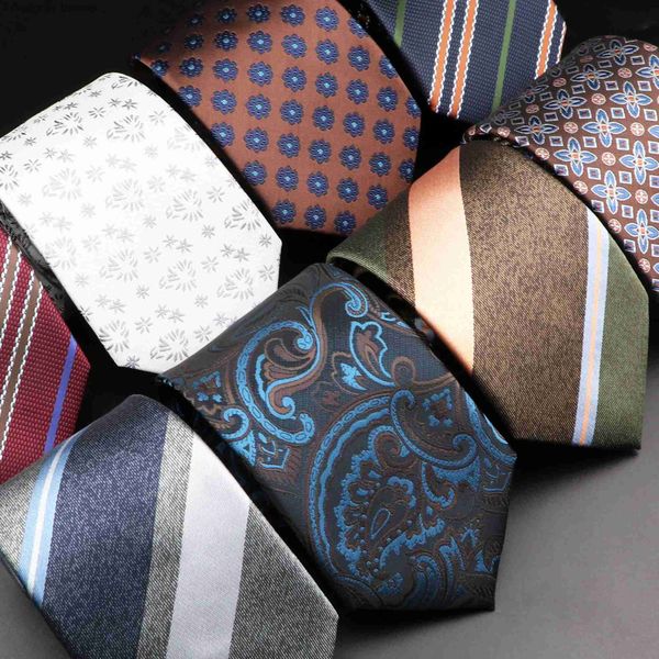 Corbatas de cuello Ocio Corbata a rayas para hombre 8 cm Floral Paisley Marrón Gris Corbata Ropa diaria de negocios Corbata Collar de fiesta de boda Accesorios GiftL231215