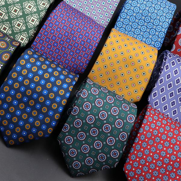 Cravates de cou Cravate de soie de mode pour hommes 7 5cm Cravate de nouveauté douce Bleu Vert Orange Couleur pour hommes Dot Floral Bowtie Mariage Cadeau d'affaires 230919