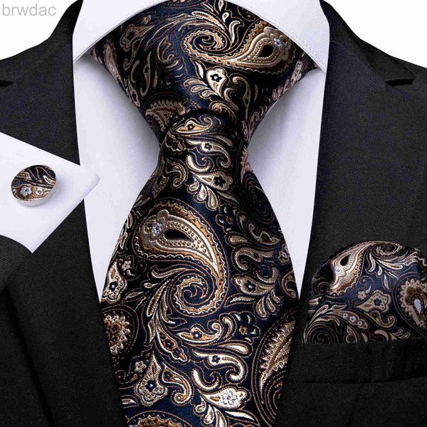 Correo de cuello Hombres Tada Gold Blue Paisley Tada de boda para hombres Hanky Gosinks Men Silk Set Party Fashion Fashion Dibangu Designer MJ-7249 240407