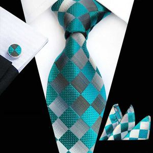Coules de cou Homme pour hommes plaid à cravate formelle à trois pièces, y compris à cravate, serviettes à serviette