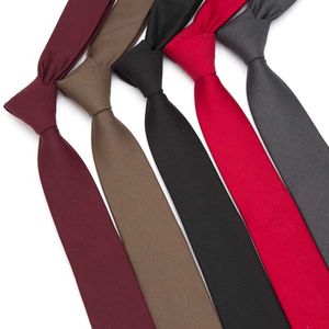 Nekbanden heren strakke passende stropdas wol modieuze stropdas tie heren trouwjurk zakelijk feest slanke klassieke solide kleur vlinderdas casual 6 cm rode halslijn c240412