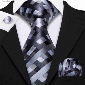 Cravates Cravates Cravates en soie pour hommes Noir Blanc Gris Cravate à carreaux Nouveauté Cravate Ensemble Mouchoir Boutons de manchette pour mariage Business Party Barry. Wang Y240325