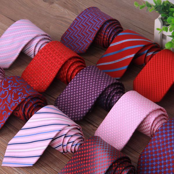 Corbatas para el cuello Nueva moda Traje de negocios Corbata Patrón de rayas Boda Novio Corbata para hombres Regalo