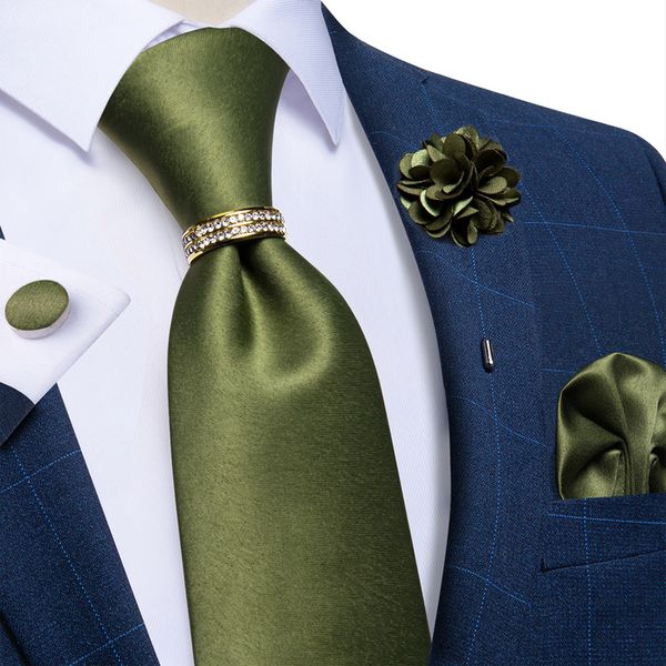 Cravates Solides Rouge Bleu Vert Olive Cravates en Soie pour Hommes avec Broche Broche Anneau de Cravate Accessoires de Fête de Mariage Boutons de Manchette Poche Carré 230818