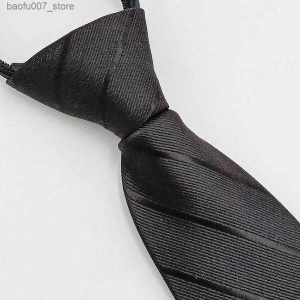Coules de cou Tie entre hommes Robe Busined Version Corée Collier de chemise sans lier le mariage professionnel Personqqqq